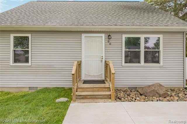 90 Tacoma Dr - Photo 5 of 35