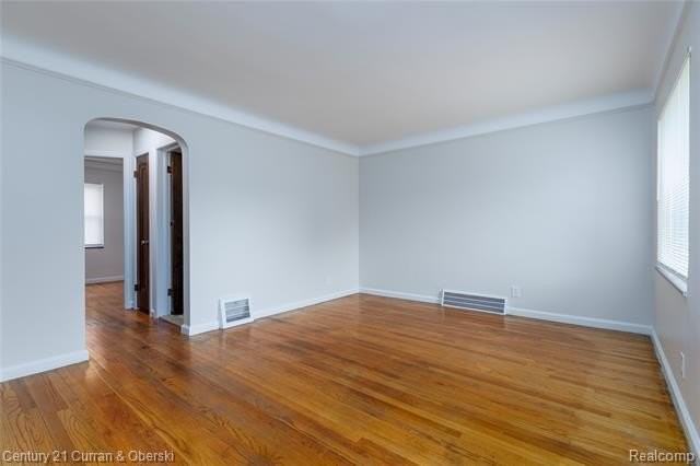 2143 Lancaster St - Photo 2 of 22