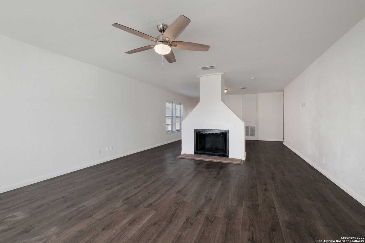 5727 Jones Fall Dr - Photo 3 of 24
