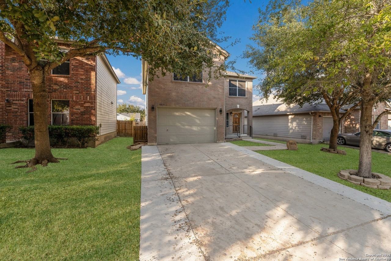 9815 Carswell Peak - Photo 2 of 20