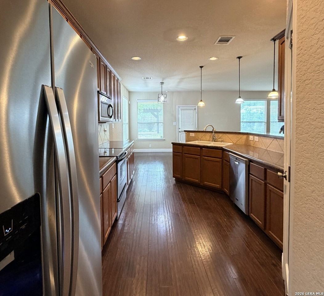 11802 Lemonmint Pkwy - Photo 5 of 20