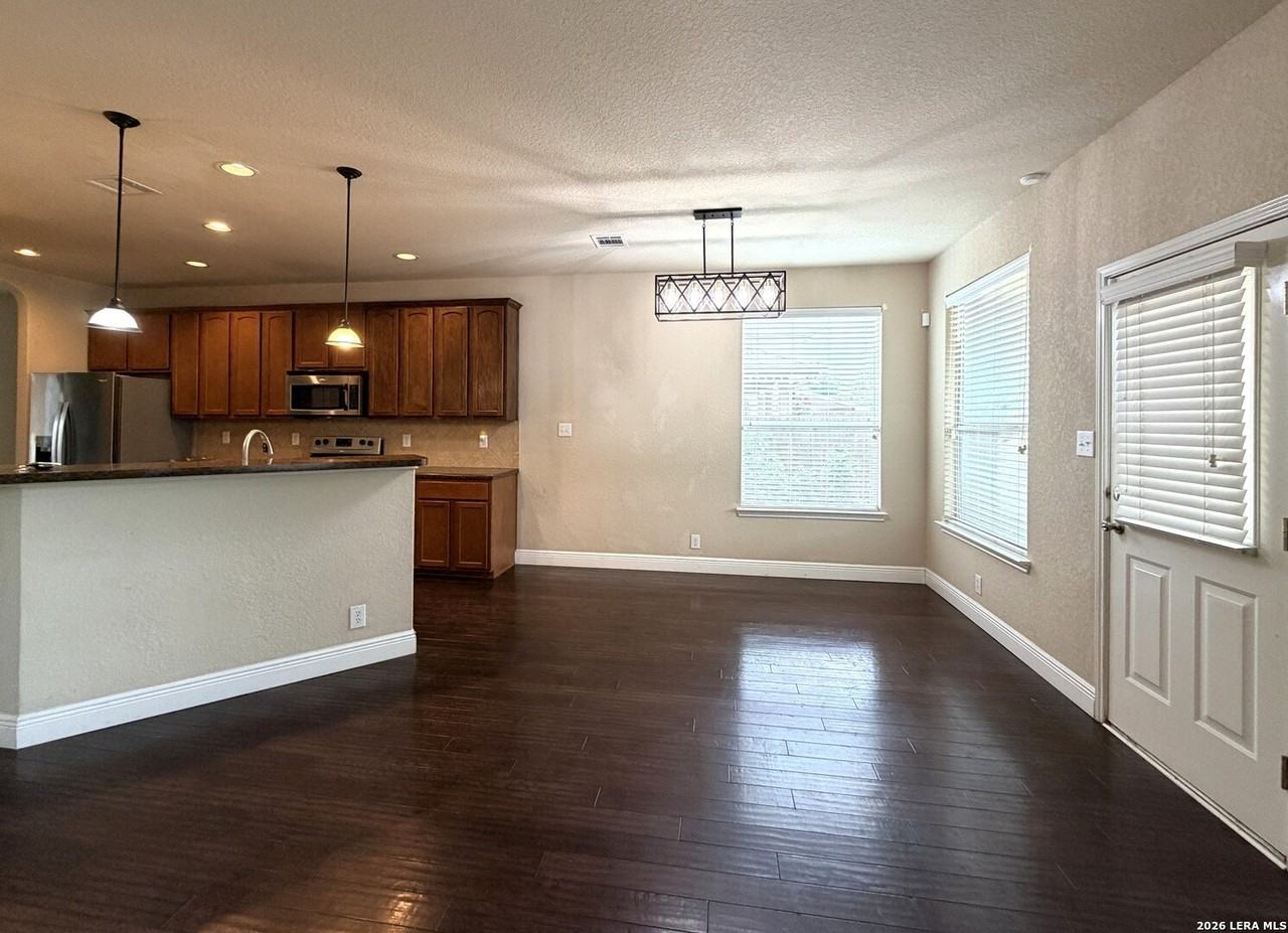 11802 Lemonmint Pkwy - Photo 6 of 20