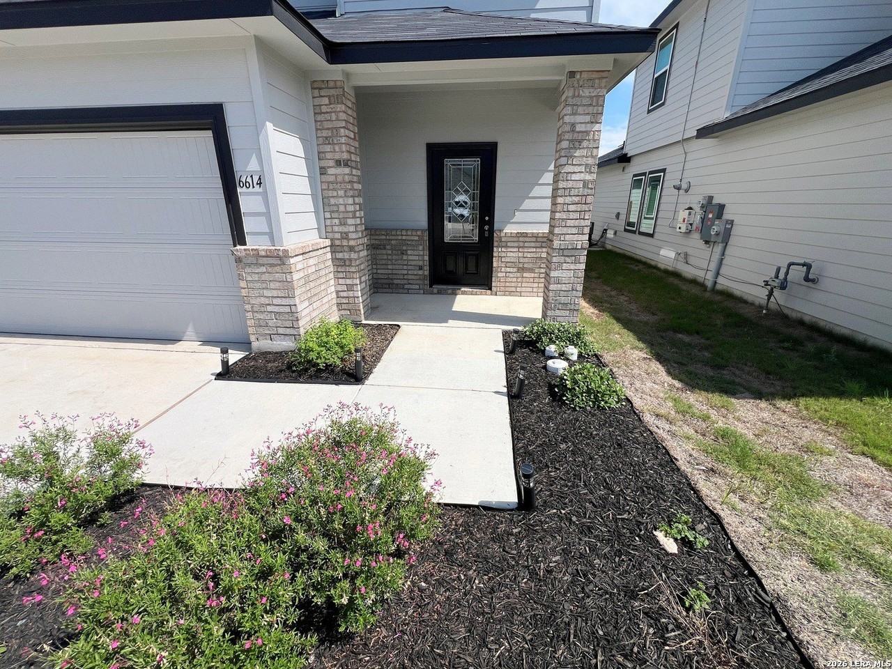 6614 Cibolo Spgs - Photo 2 of 46