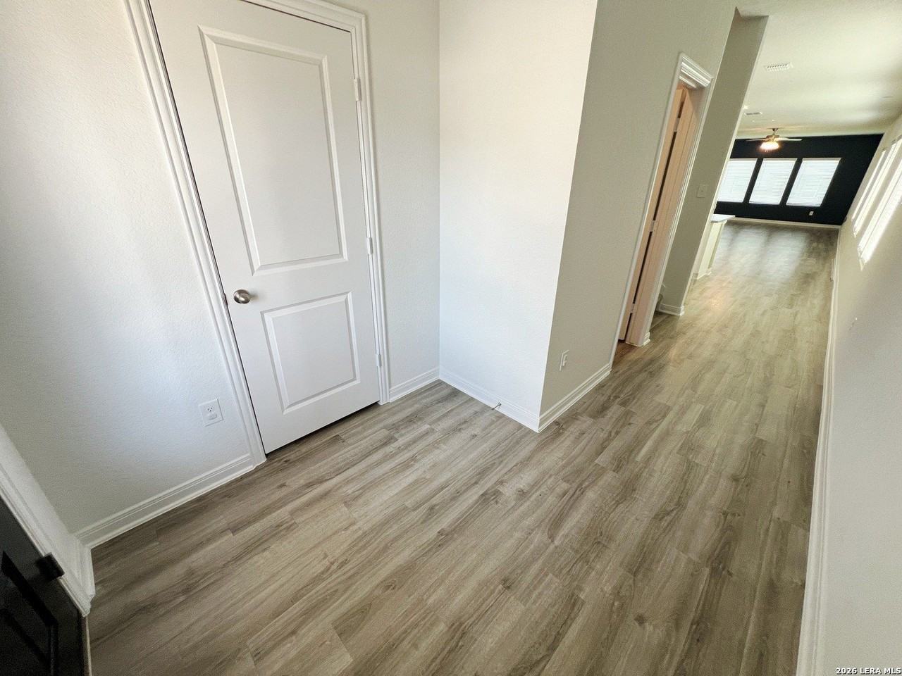 6614 Cibolo Spgs - Photo 4 of 46