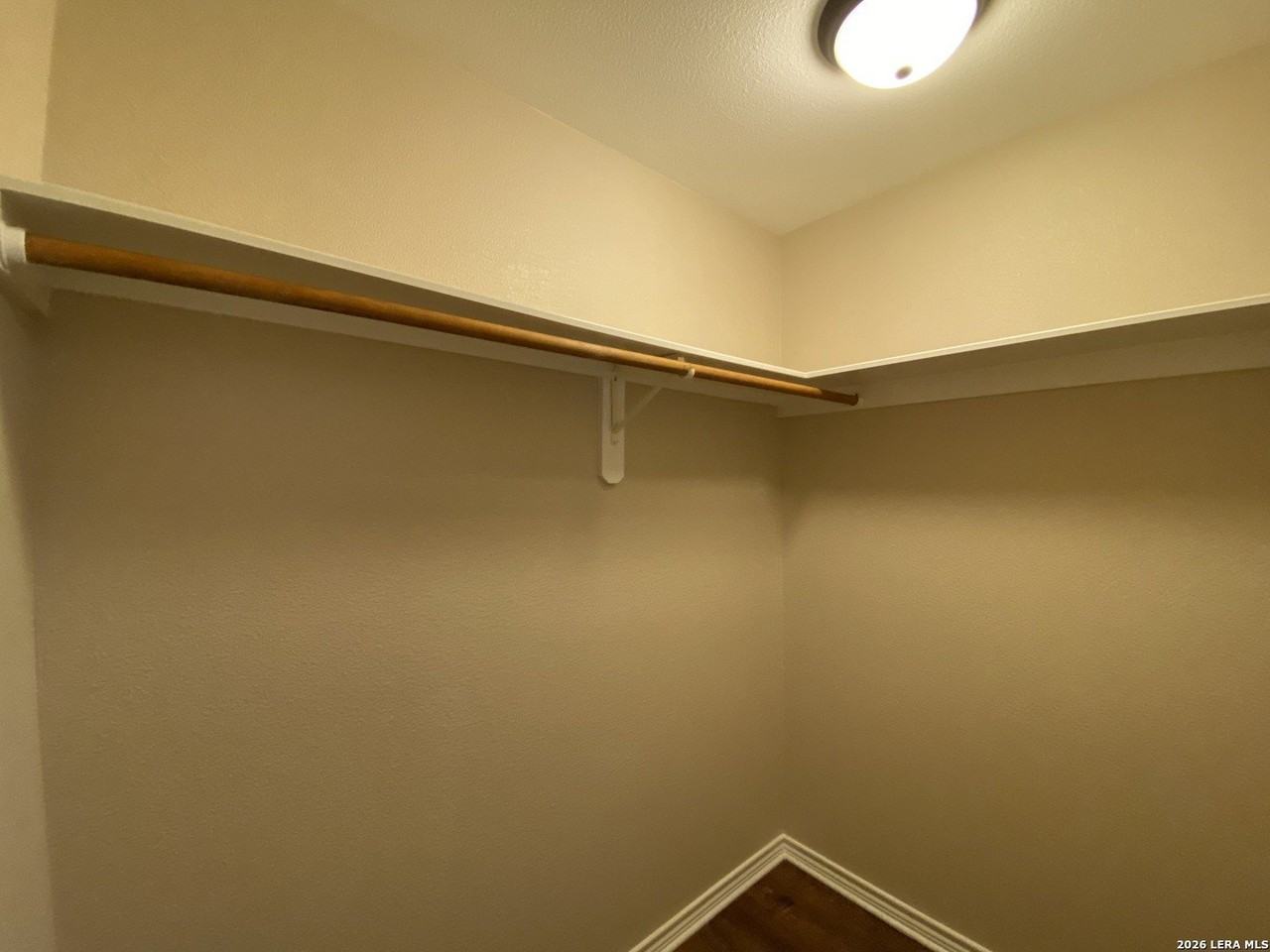 723A Dallas St - Photo 7 of 9