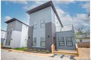 1022 Delaware St #3 - Photo 1 of 1