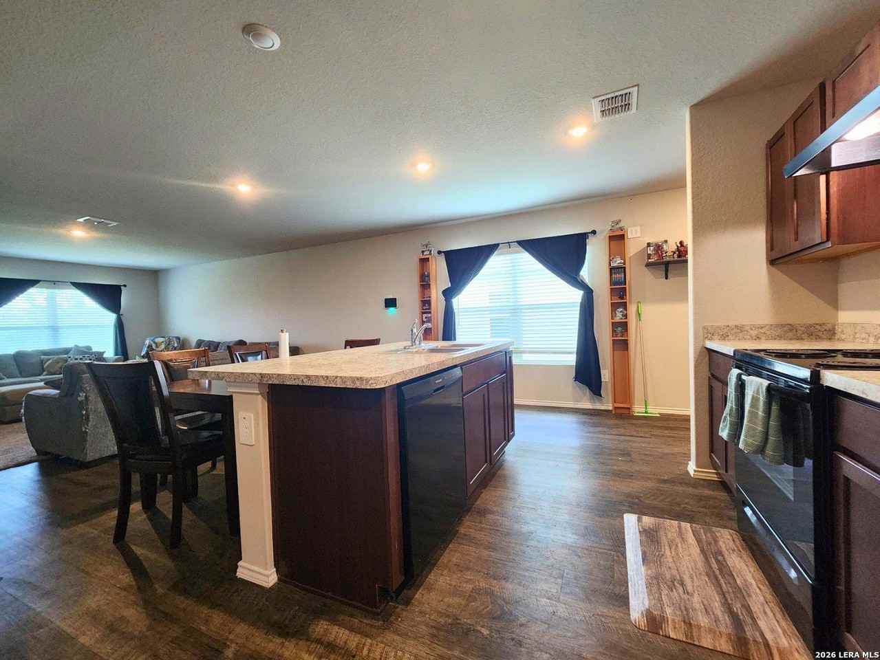 3473 Canyon Rdg - Photo 6 of 19