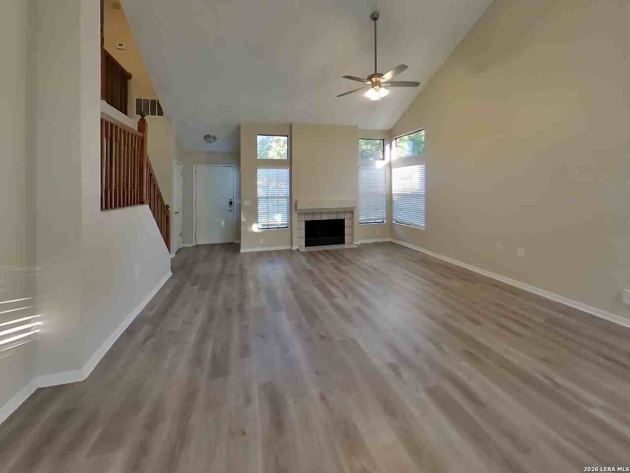 8234 Cooks Pt - Photo 3 of 17