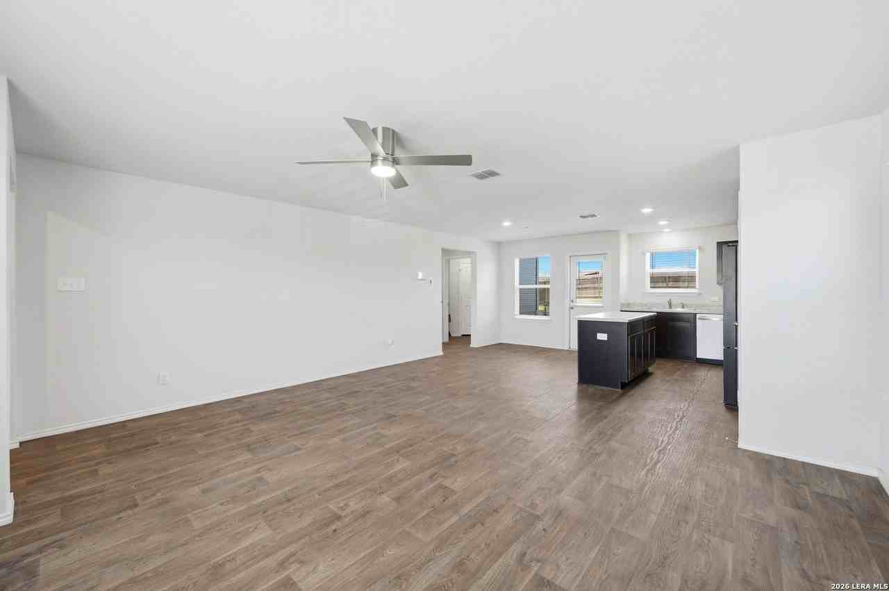 5736 Brook Pr - Photo 6 of 22