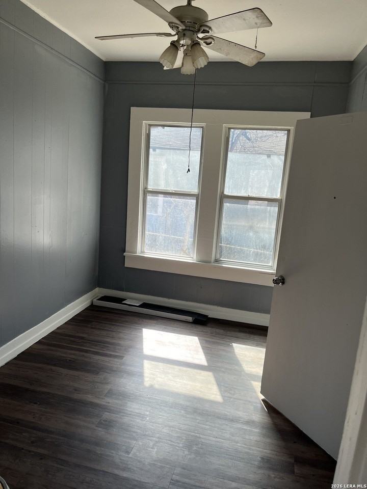 803 Piedmont Ave - Photo 6 of 15