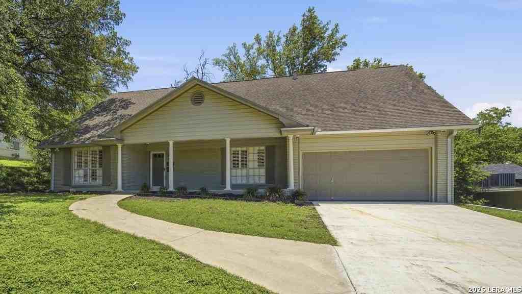 3206 Albin Dr - Photo 2 of 29