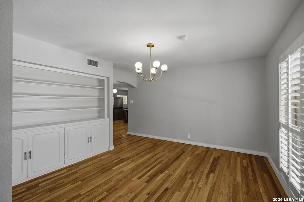 3206 Albin Dr - Photo 5 of 29