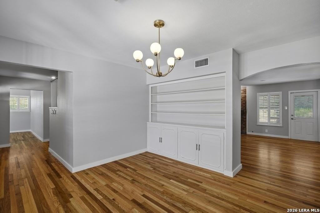 3206 Albin Dr - Photo 6 of 29