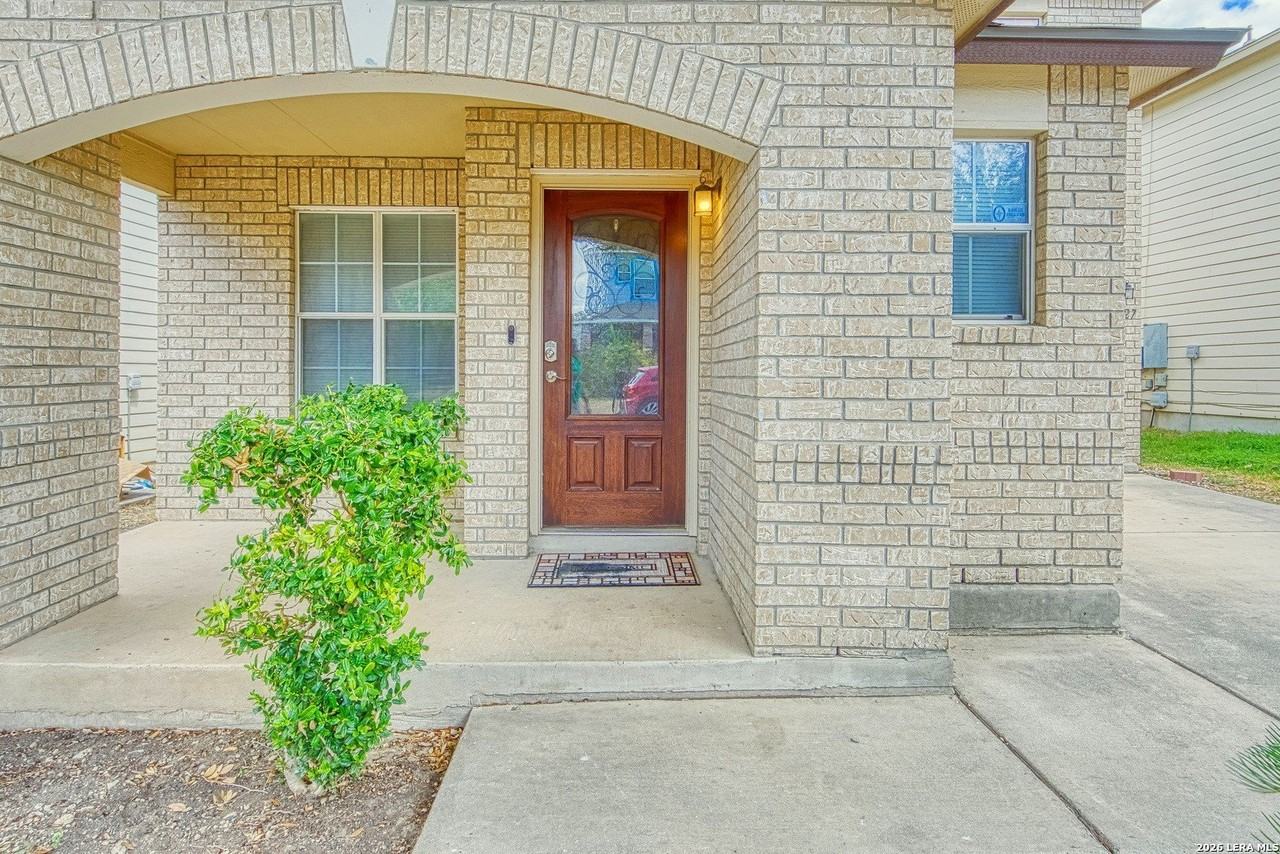 4727 Adkins Trl - Photo 4 of 32
