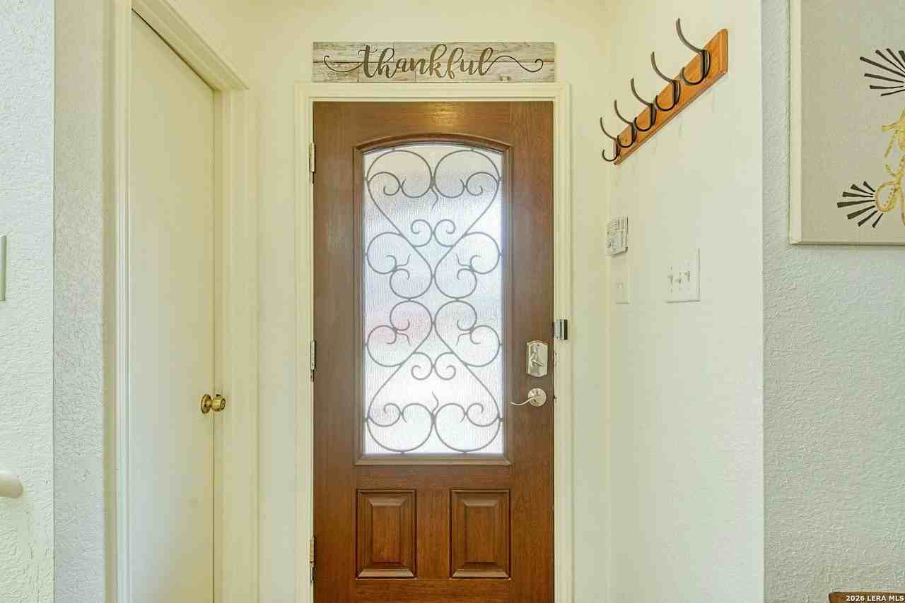 4727 Adkins Trl - Photo 5 of 32