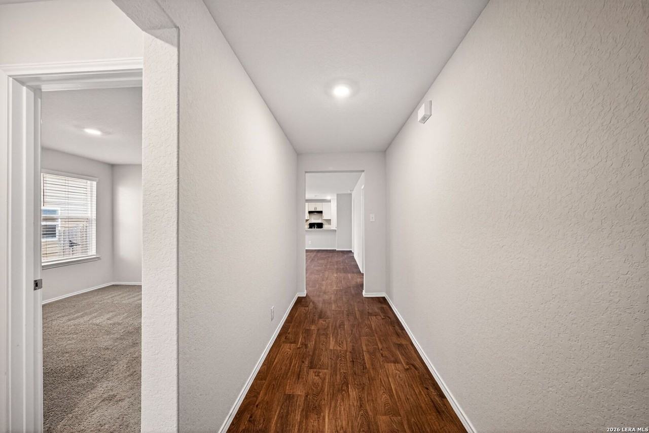 15446 Shortwing - Photo 5 of 36