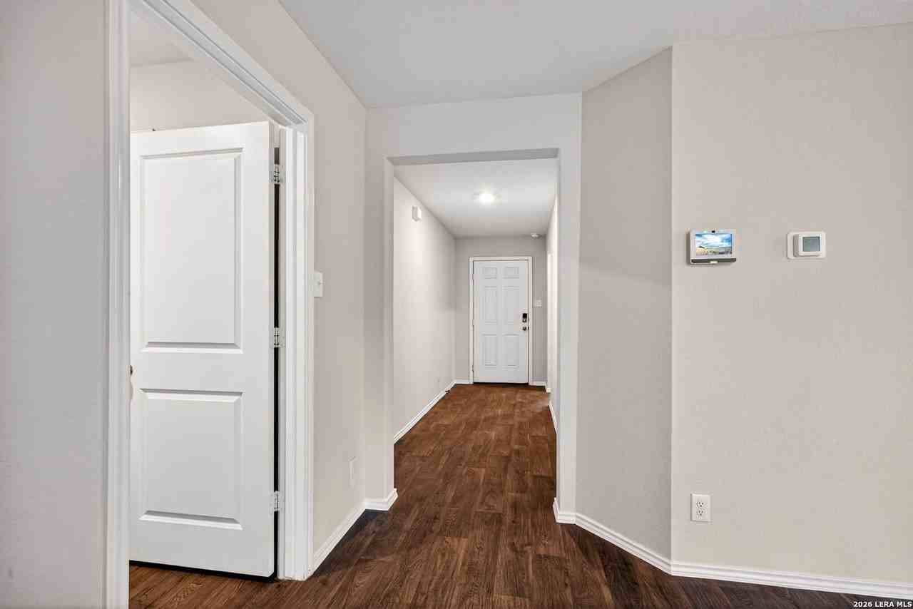 15446 Shortwing - Photo 6 of 36