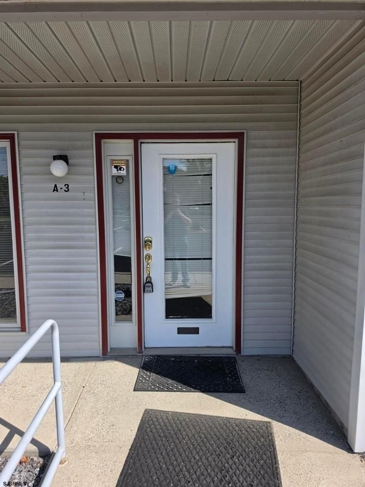 375 N Main St - Photo 5 of 28