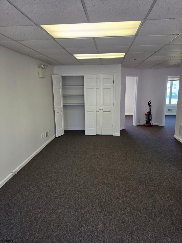 375 N Main St - Photo 6 of 28