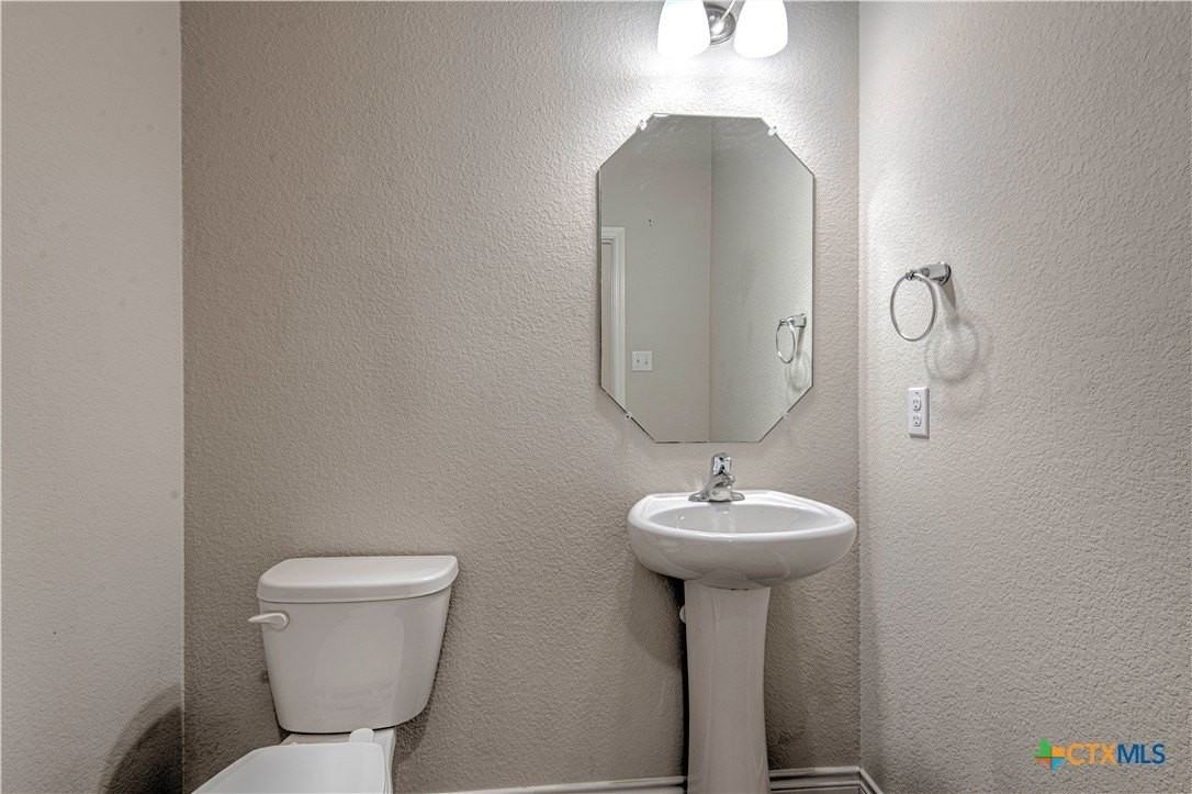 6107 Lavaca Dr - Photo 5 of 28