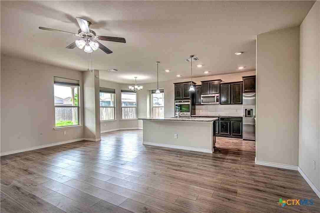 6107 Lavaca Dr - Photo 6 of 28