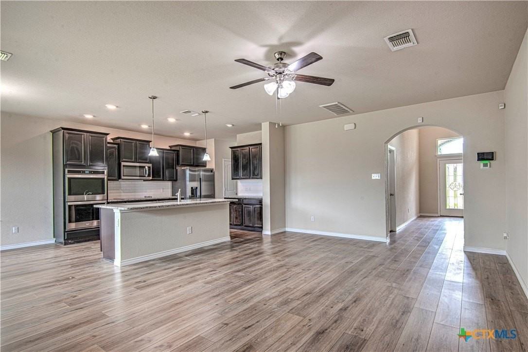6107 Lavaca Dr - Photo 7 of 28