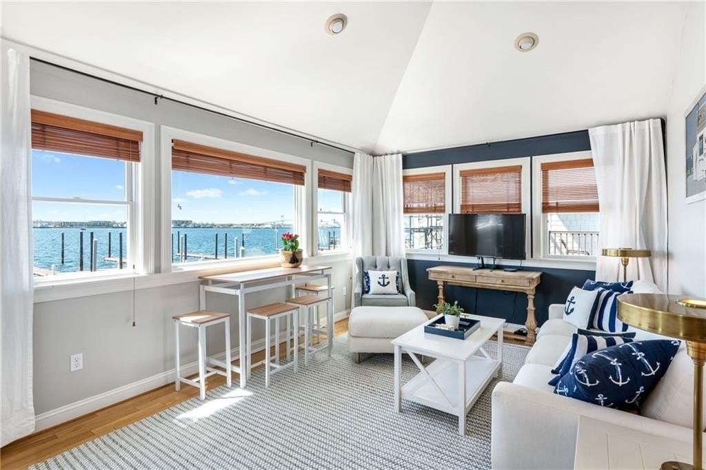 21 Brown And Howard Wharf - Photo 7 of 31
