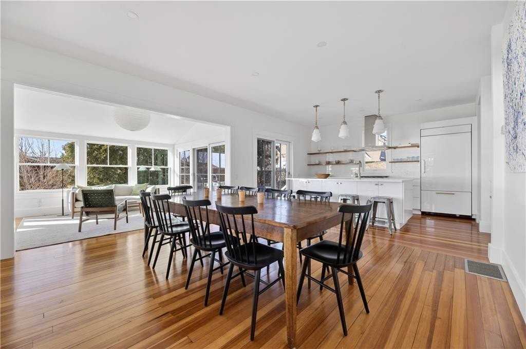 47 Longfellow Rd - Photo 2 of 34