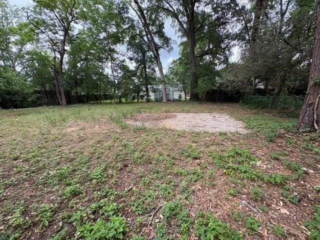 2018 Sheridan Rd - Photo 2 of 14