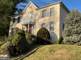 featured image of 5179 Macomb St Nw