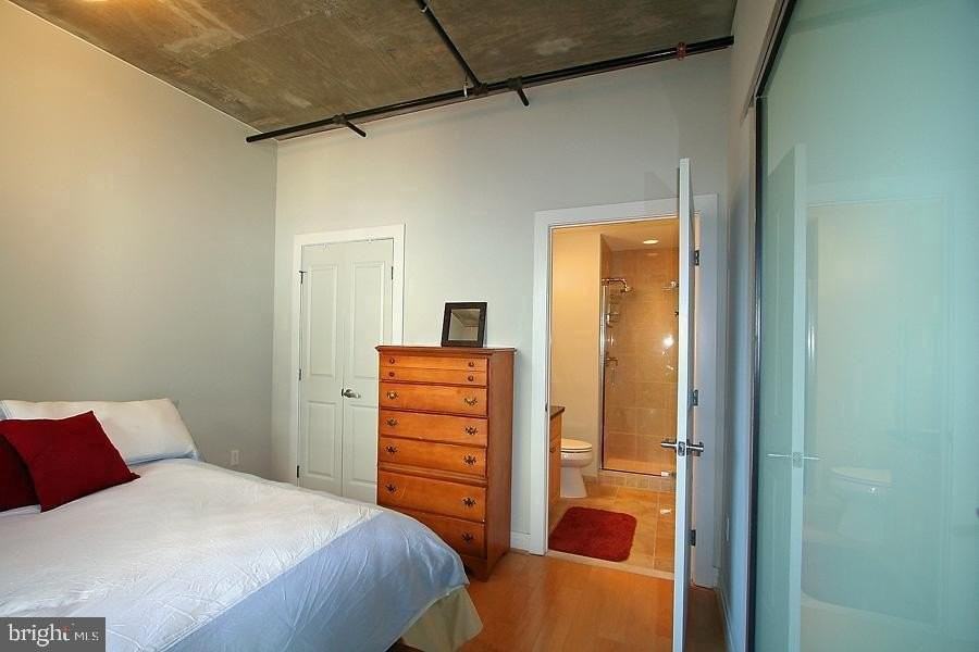 301 Massachusetts Ave Nw #506 - Photo 7 of 12