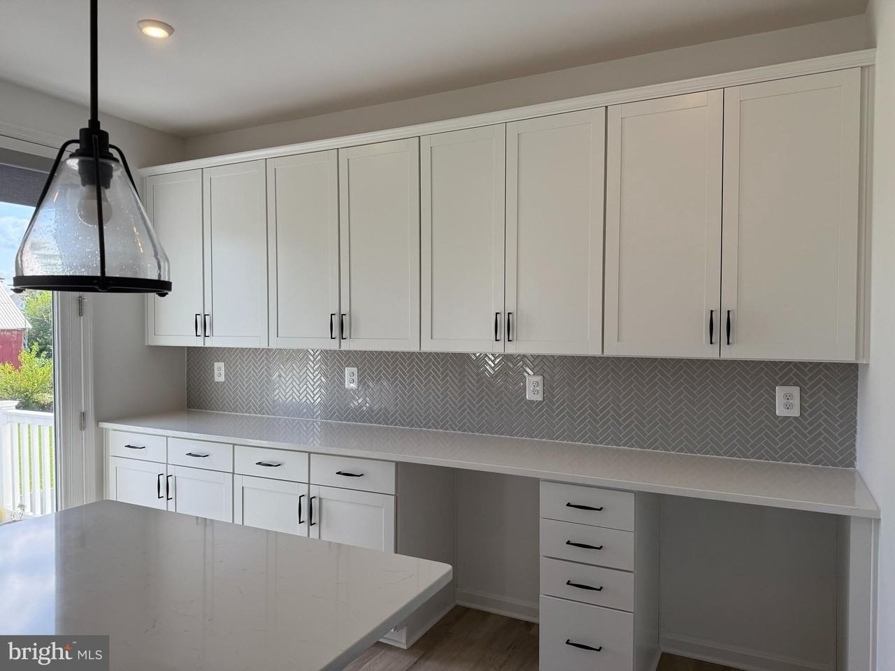 534 Rosemary Cir - Photo 7 of 19
