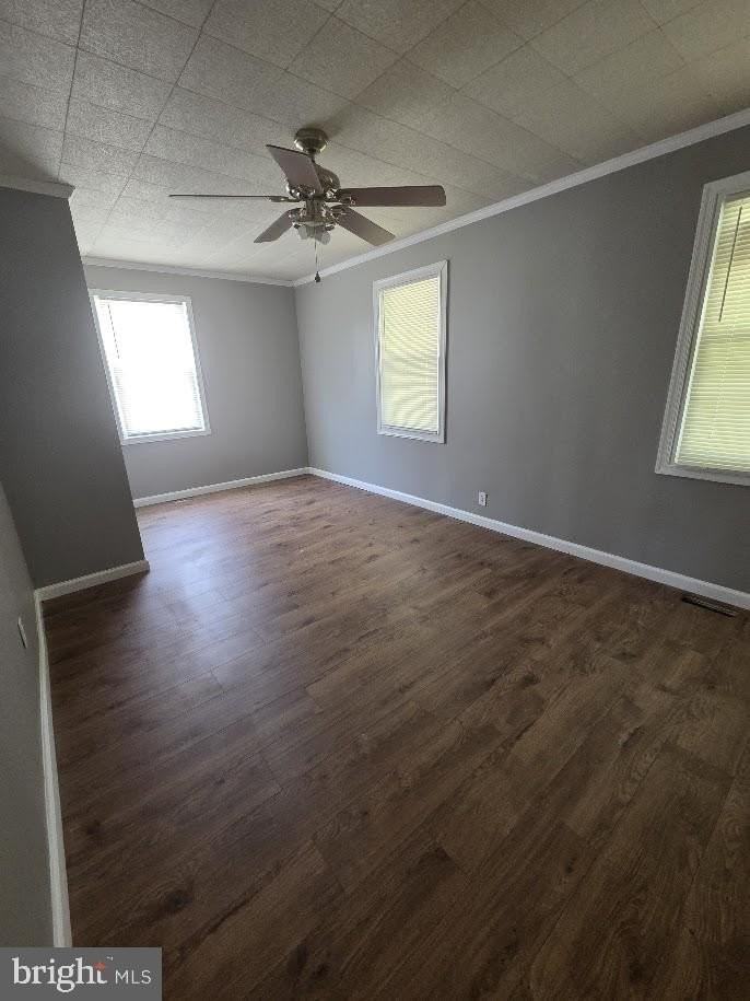 220 Poplar Ave - Photo 4 of 5