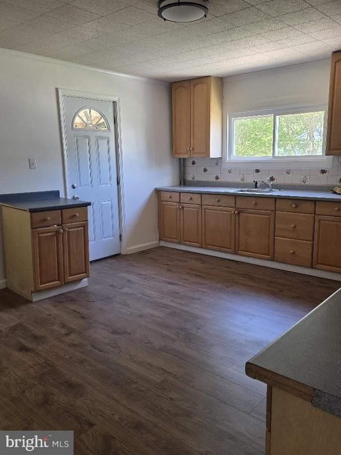 220 Poplar Ave - Photo 5 of 5