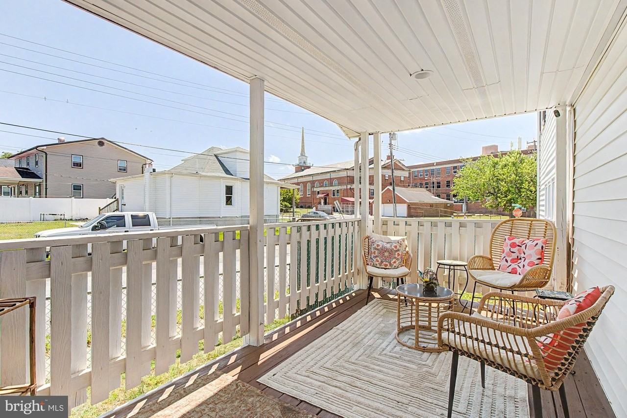 1329 Bethlehem Ave - Photo 4 of 45