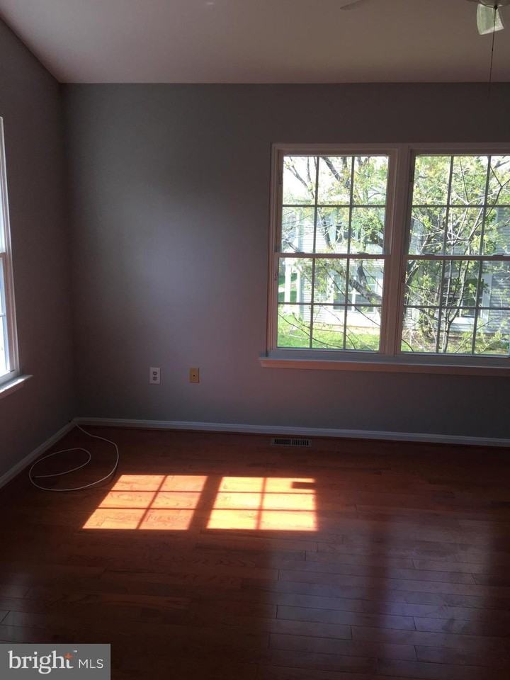 4070 Bluebird Dr - Photo 4 of 25
