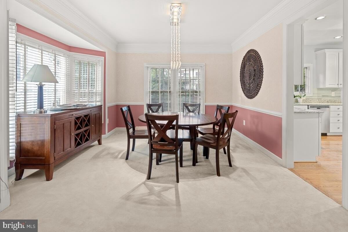 6430 Bellevue Pl - Photo 7 of 50