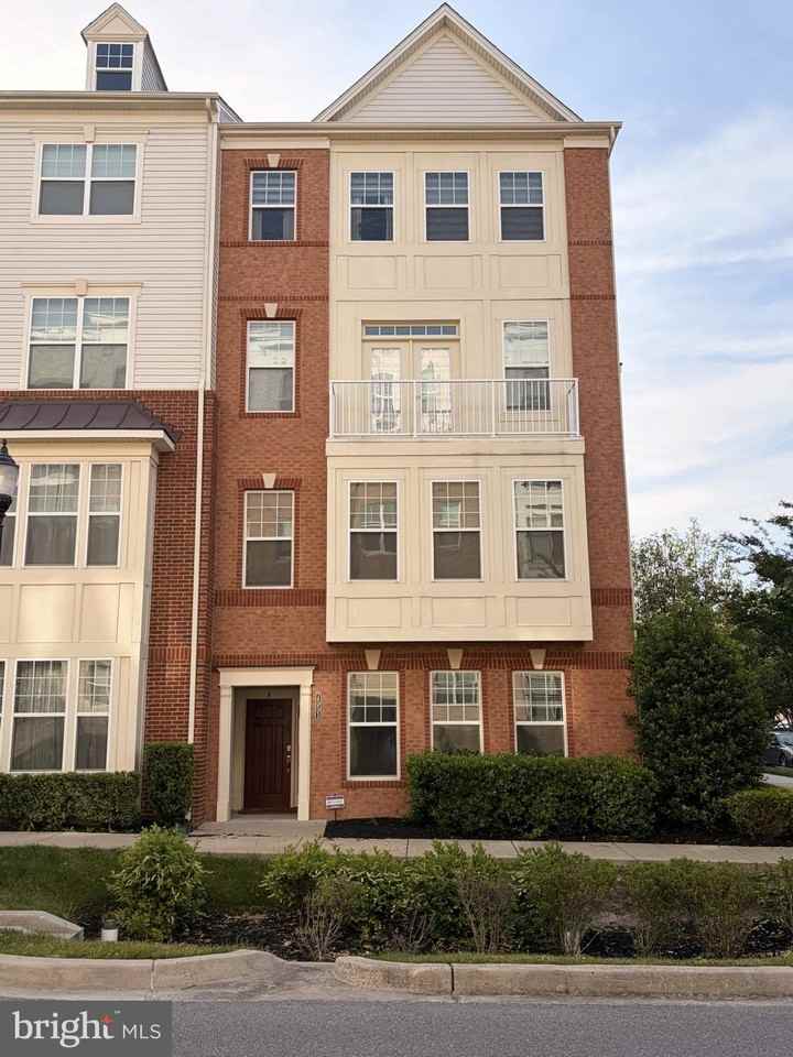 7551 Crowley St #B - Photo 2 of 19