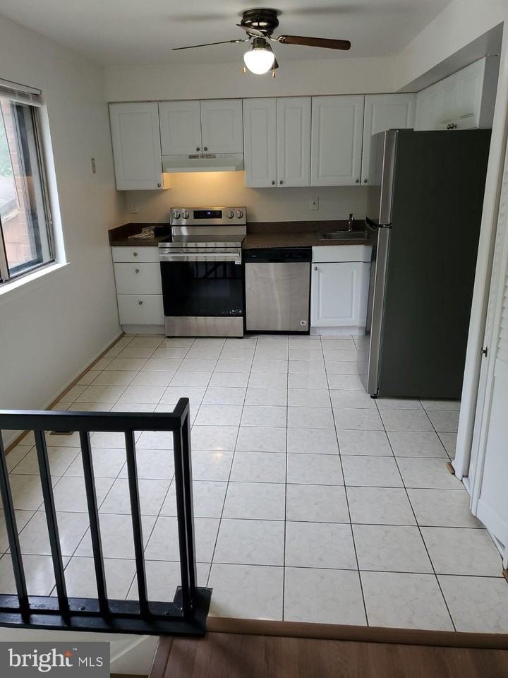 7381 Hickory Log Cir - Photo 2 of 23