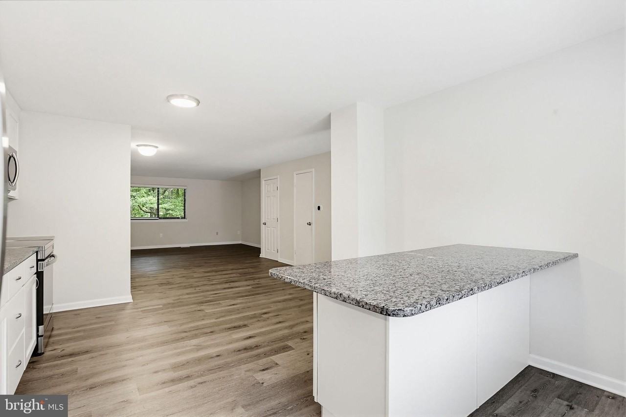8957 Skyrock Ct - Photo 6 of 45