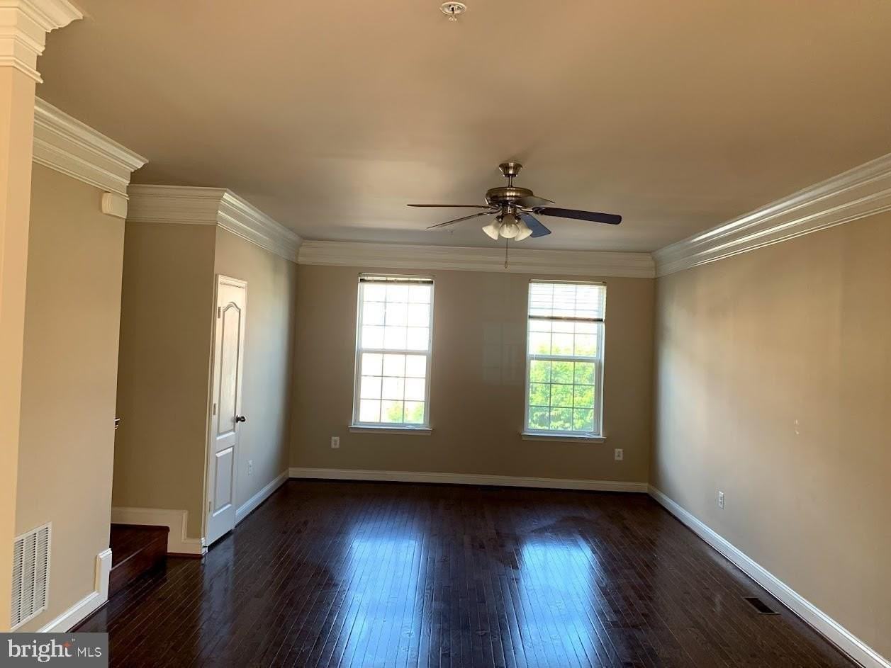11876 Country Squire Way - Photo 2 of 20