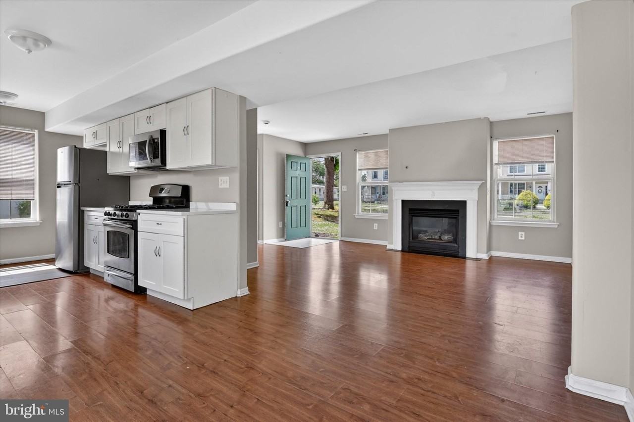 507 S Fairview St - Photo 4 of 36