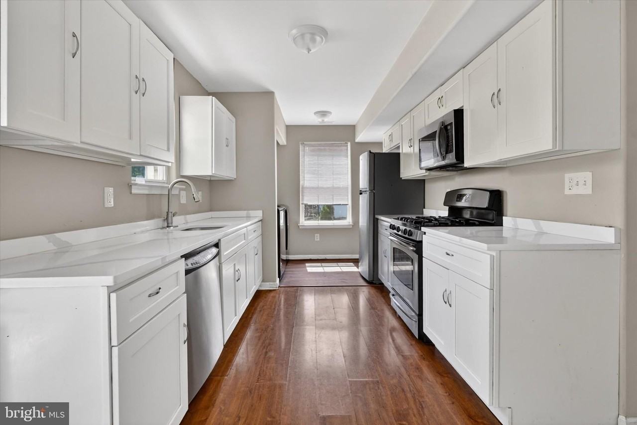 507 S Fairview St - Photo 7 of 36