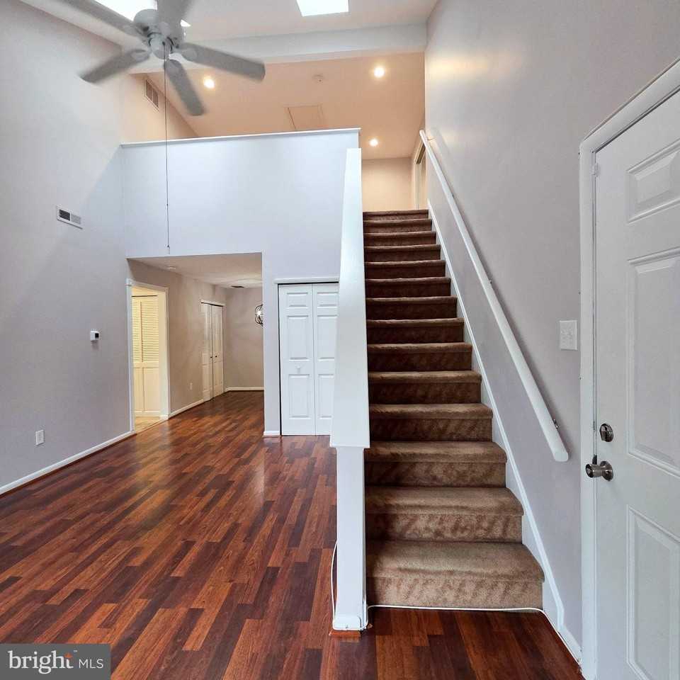208 Ashley Run - Photo 3 of 23