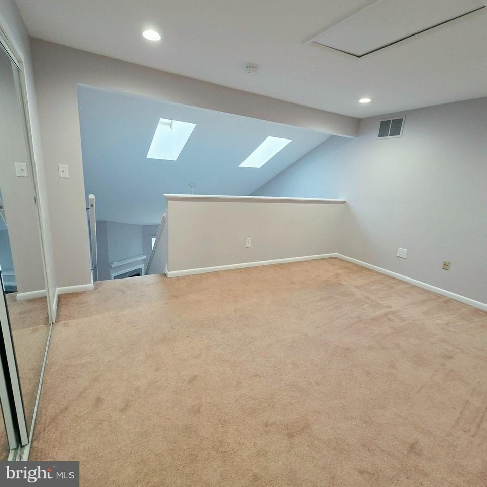 208 Ashley Run - Photo 6 of 23