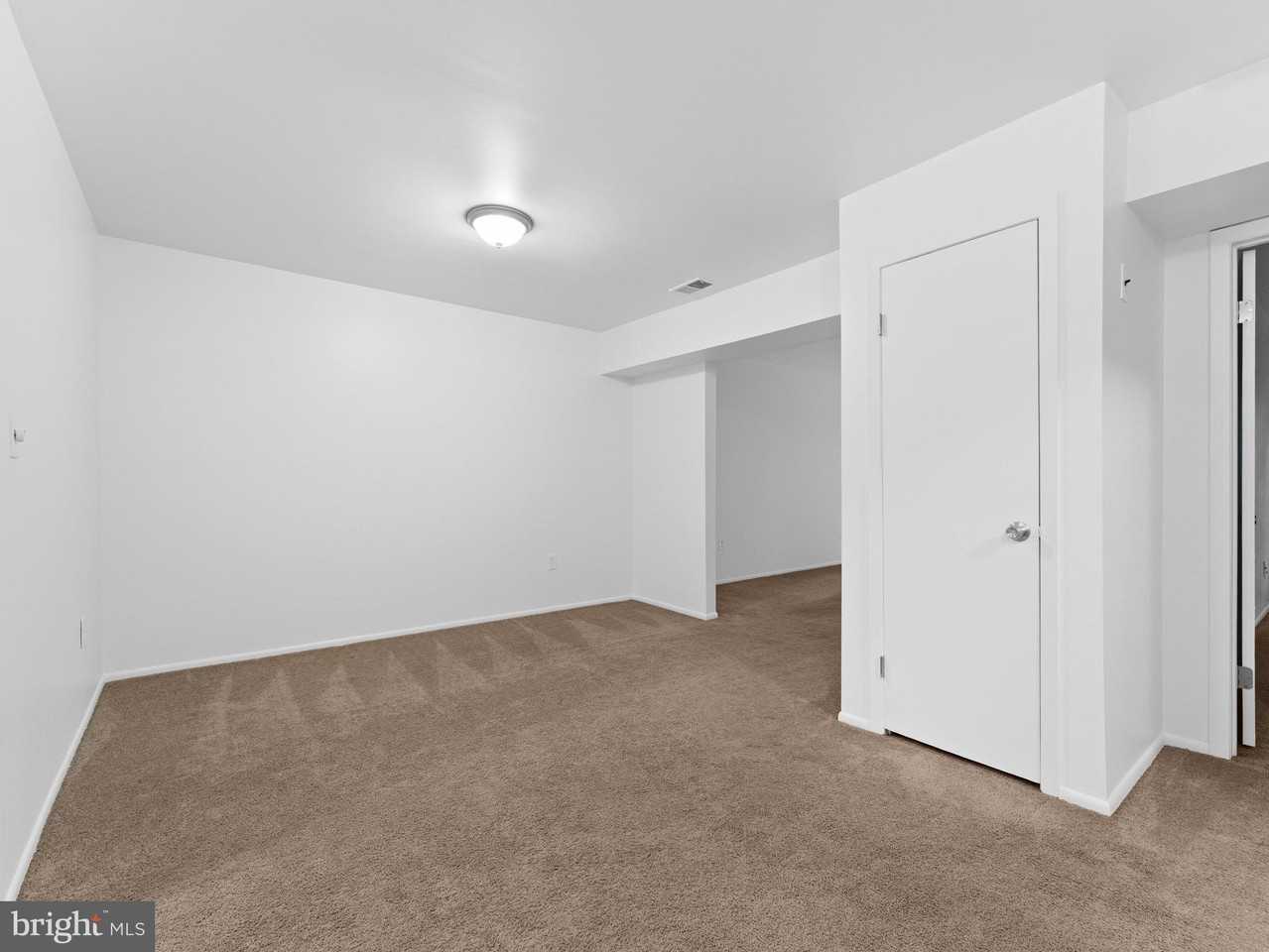 1809 Silver Ct - Photo 4 of 25