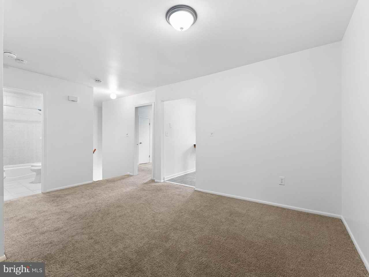 1809 Silver Ct - Photo 6 of 25