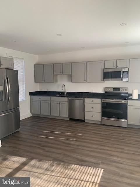 1305 Front St - Photo 4 of 9