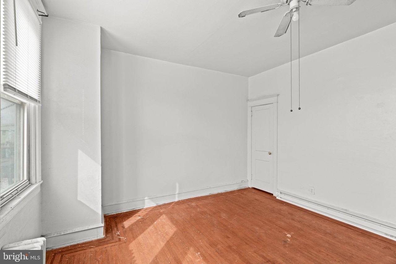 4935-00 OLD YORK Road #2ndFL - Photo 5 of 14