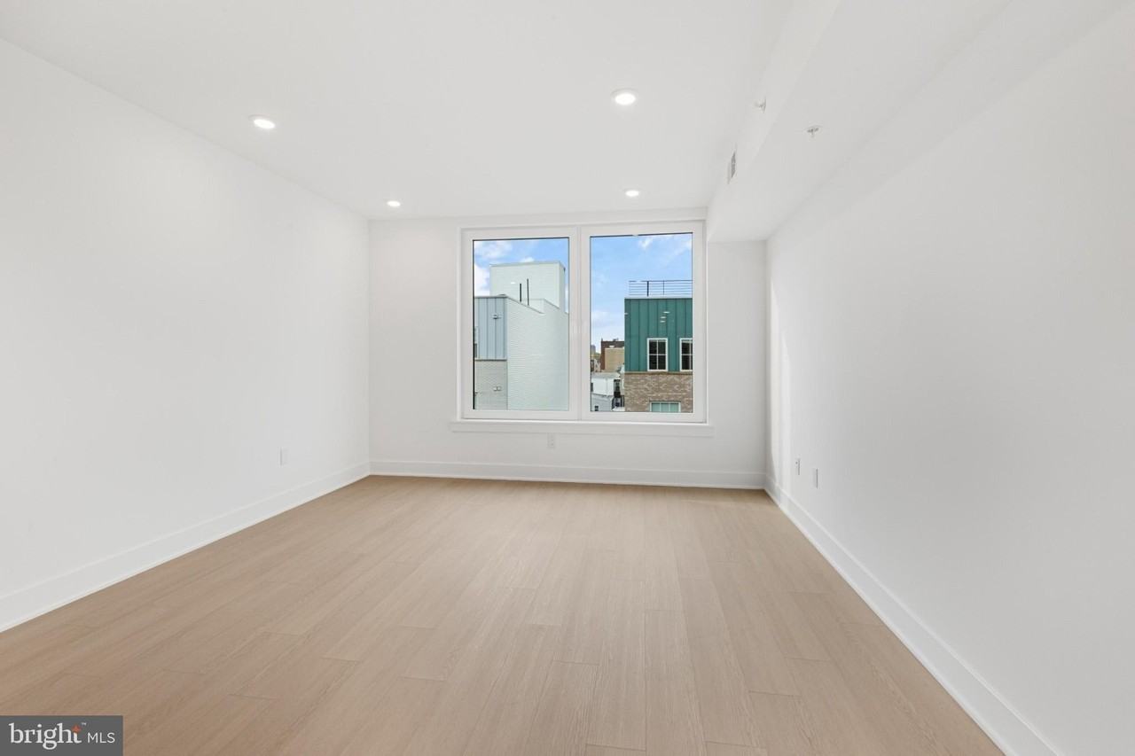 2000 Dreer St #507 - Photo 5 of 36